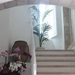 Edificio 15 House Elite