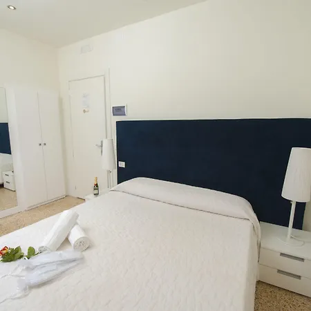 Pensionat Edificio 15 House Elite 4*