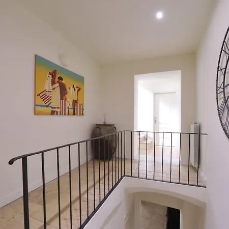Edificio 15 House Elite Vendégház 4*