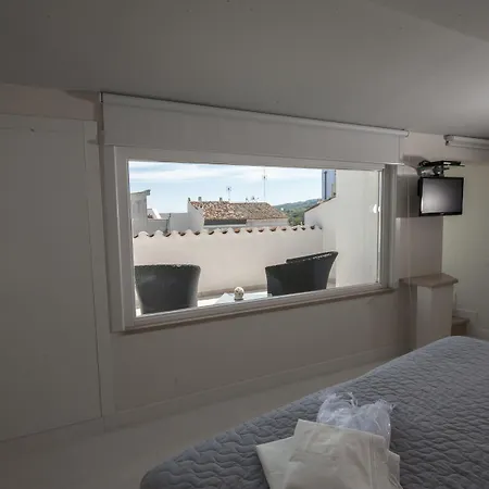 Edificio 15 House Elite 4*