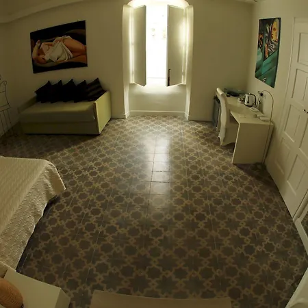 Edificio 15 House Elite Guest house 3*
