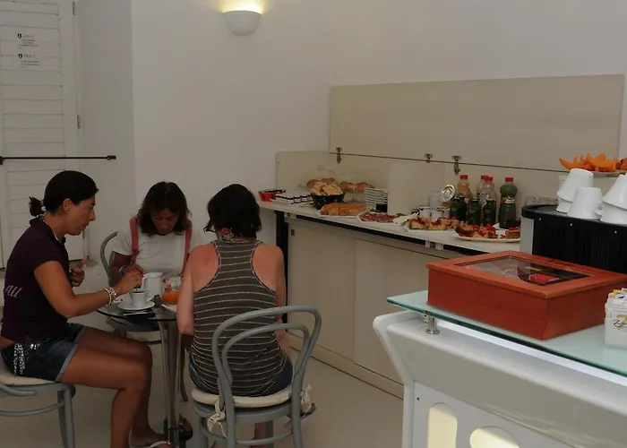 Edificio 15 House Elite بيت ضيافة رودي غارغانيكو