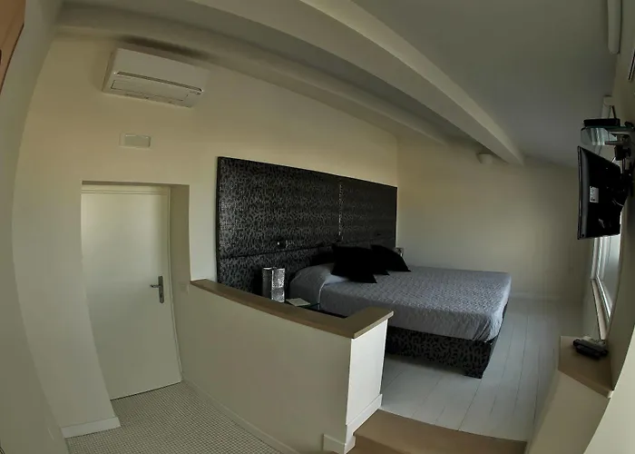 Edificio 15 House Elite 4* رودي غارغانيكو